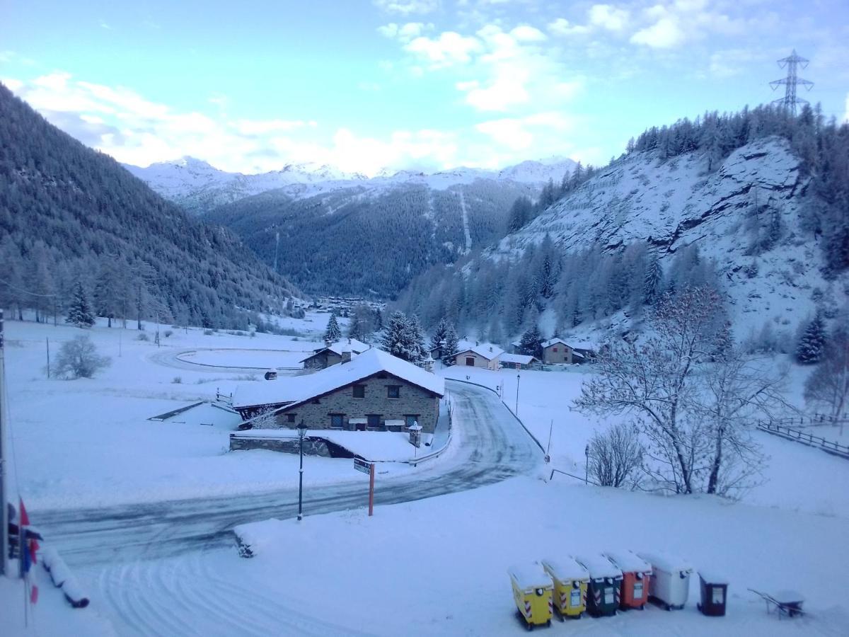 Hotel Les Granges La Thuile Exterior foto