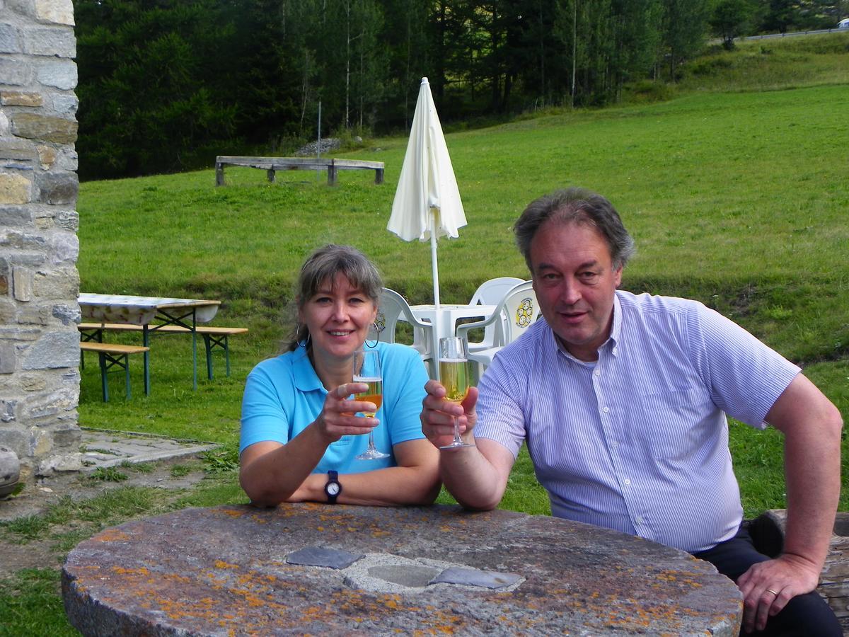 Hotel Les Granges La Thuile Exterior foto